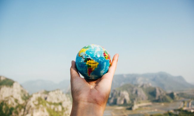 globe-tiny-650x390